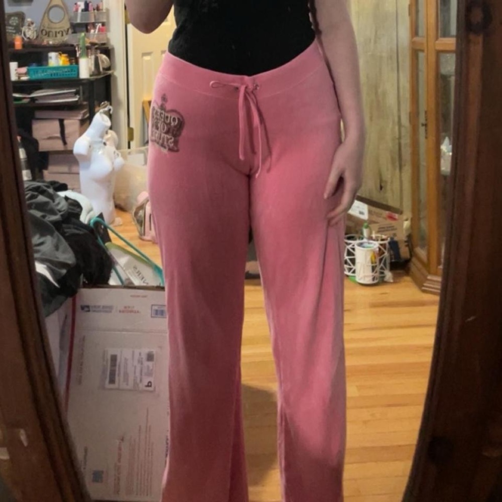 Vintage Bubblegum pink juicy couture “queen of stuff” size s pants straight leg